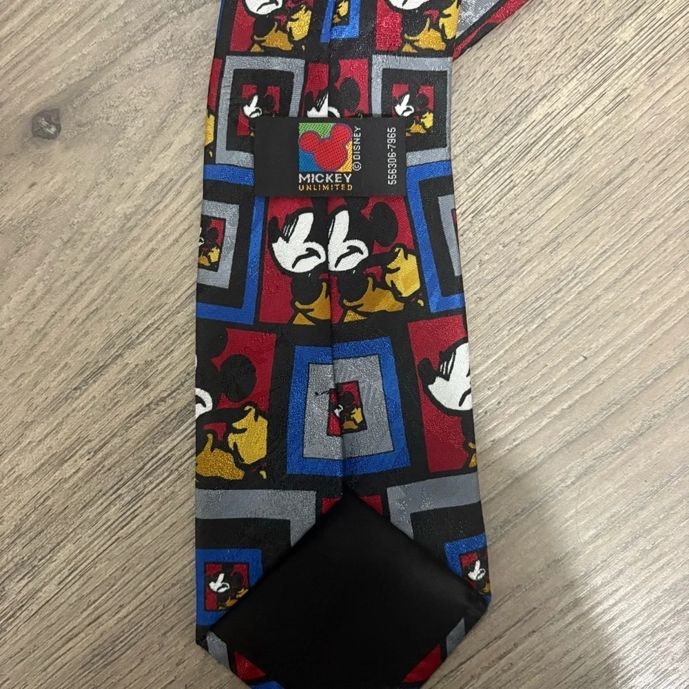 Vintage 90s Disney Mickey Unlimited Men's Mickey Mouse Tie